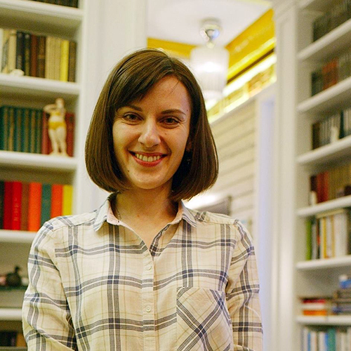 #постзнакомство
Привет!
Меня зовут Анна. 10+ лет работаю с английским языком как преподаватель и переводчик | Сетка — социальная сеть от hh.ru