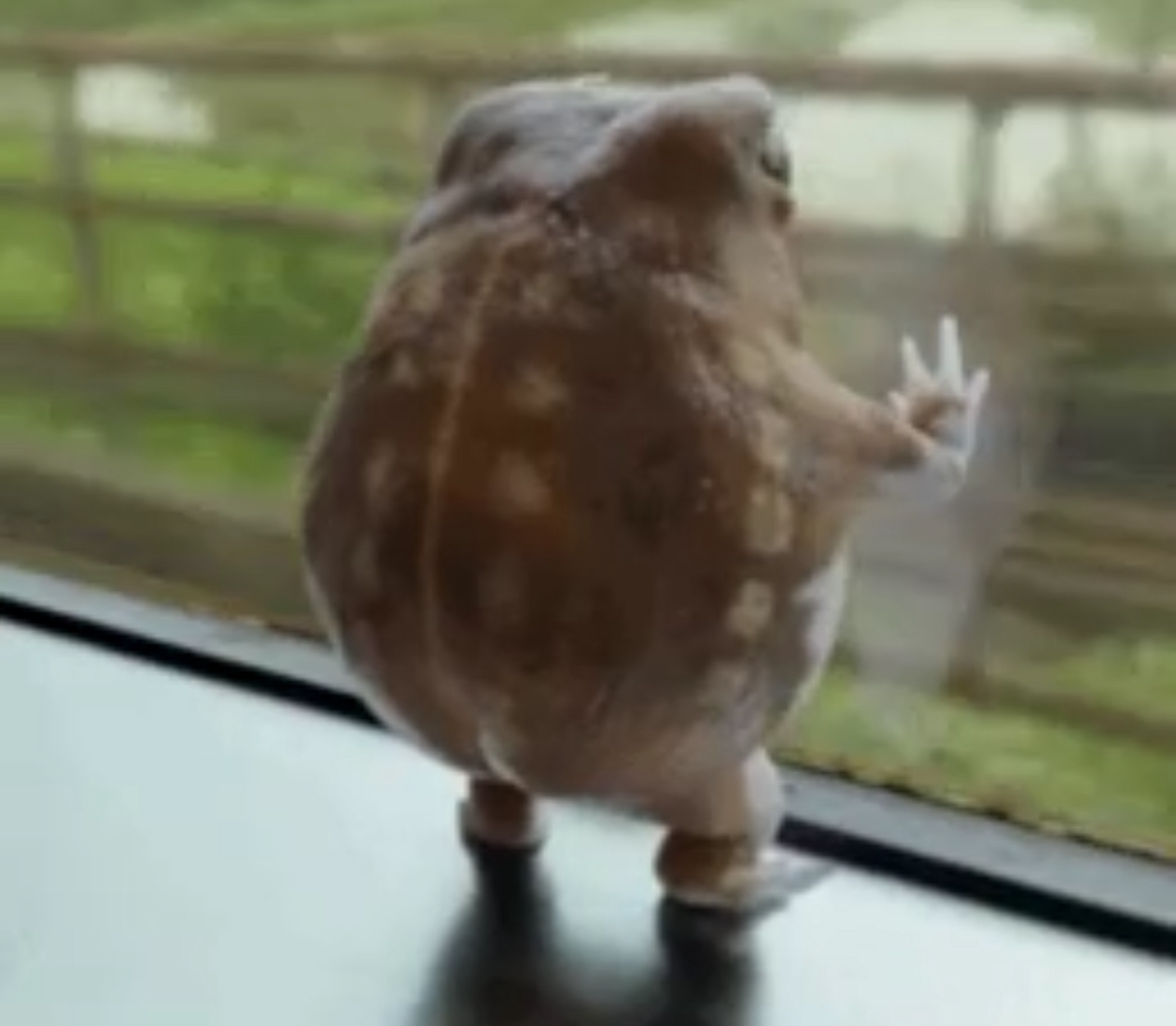 Лето - стоять на месте, не двигаться! Ну или мы срочно заводим каналы!
Слухайте, и не говорите, что не слышали | Сетка — социальная сеть от hh.ru