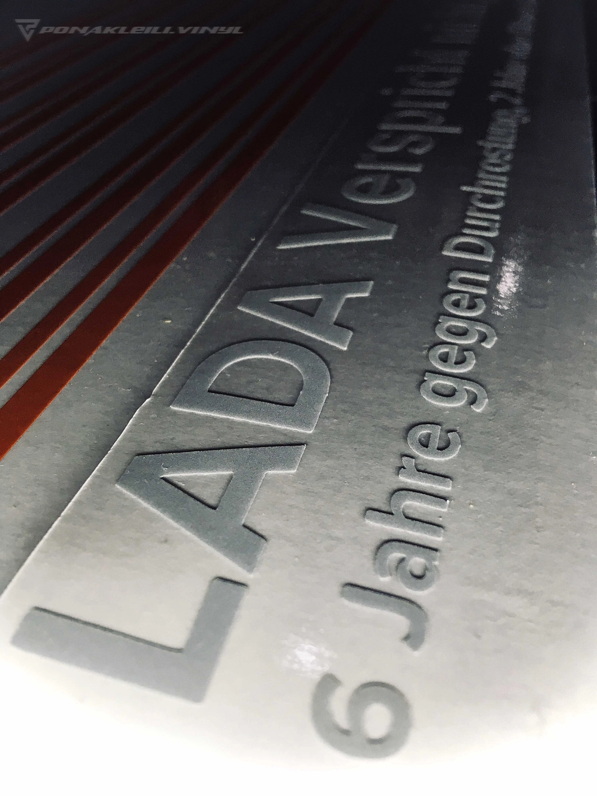 В основном я делаю на машины наклейки, бывает изготавливаю для коммерческих целей, но редко, раньше специализировалась только на мотоциклах в основном спортивные или городские | Сетка — социальная сеть от hh.ru