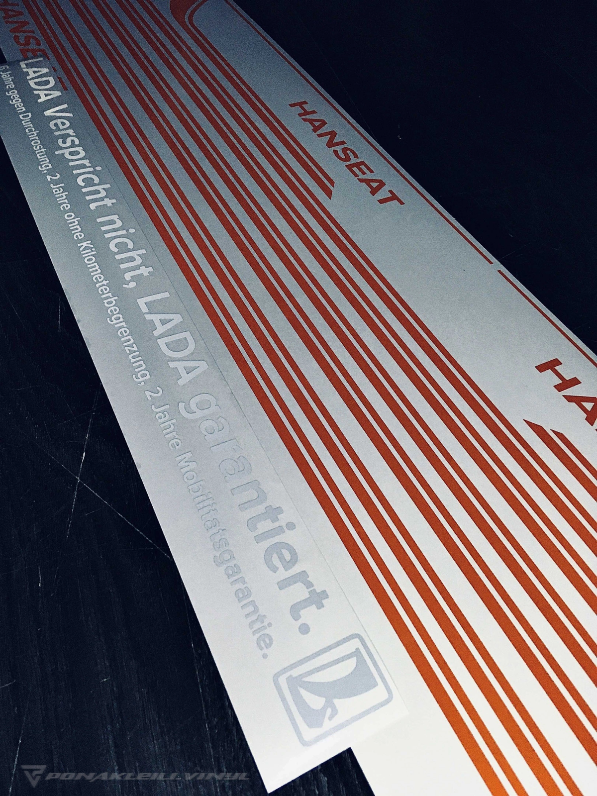 В основном я делаю на машины наклейки, бывает изготавливаю для коммерческих целей, но редко, раньше специализировалась только на мотоциклах в основном спортивные или городские | Сетка — социальная сеть от hh.ru