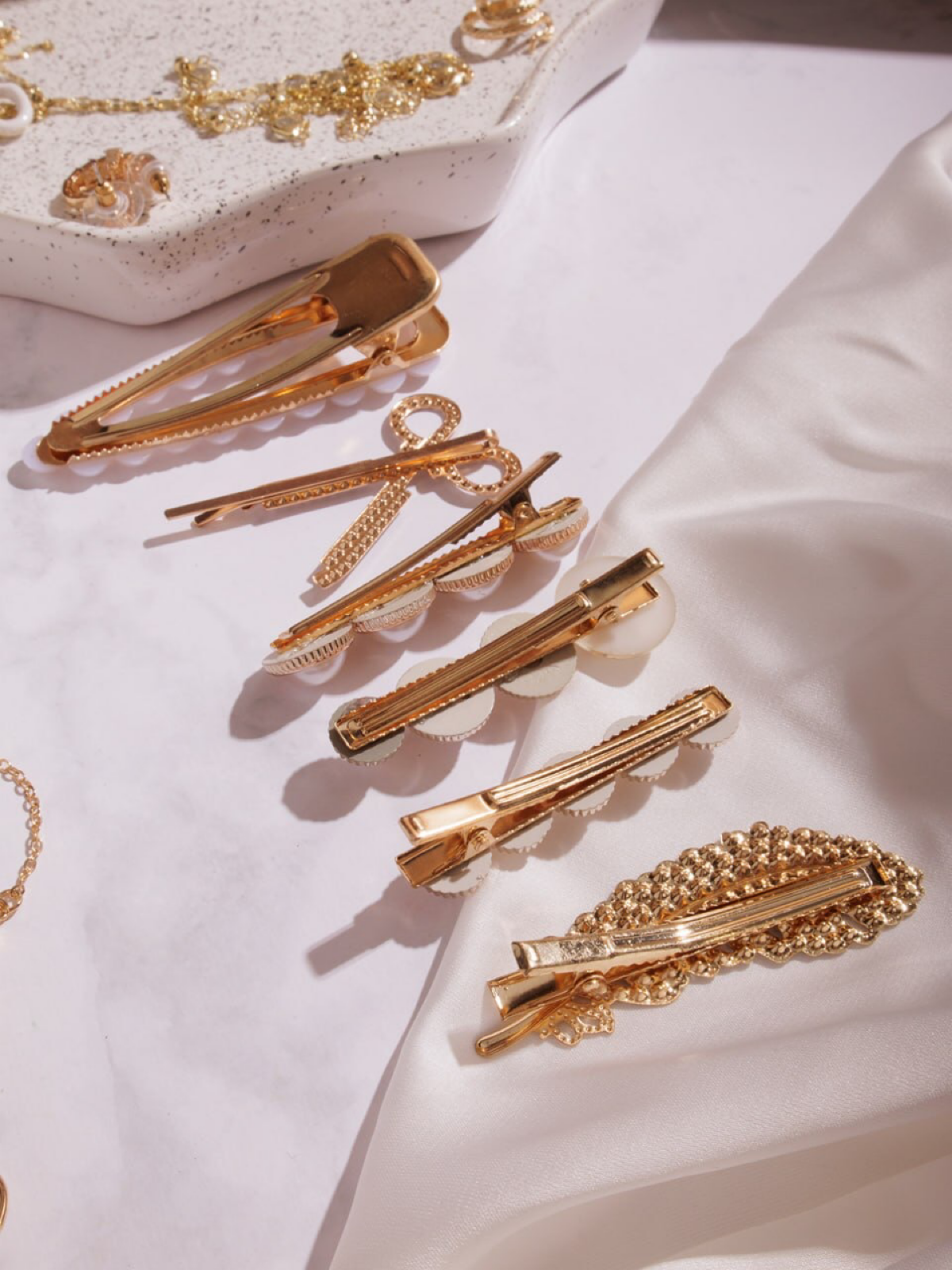 Звук цокающих ноготочков по пластику | Сетка — социальная сеть от hh.ru