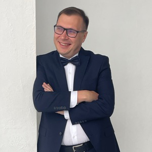 Михаил Мазуров