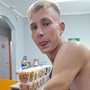 Гога Громт