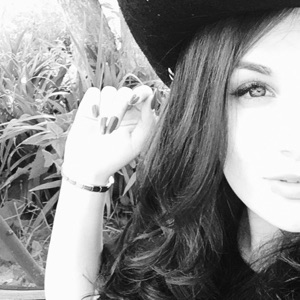 Карина Сафронова | Сетка — социальная сеть от hh.ru