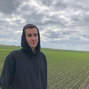 Илья Костин