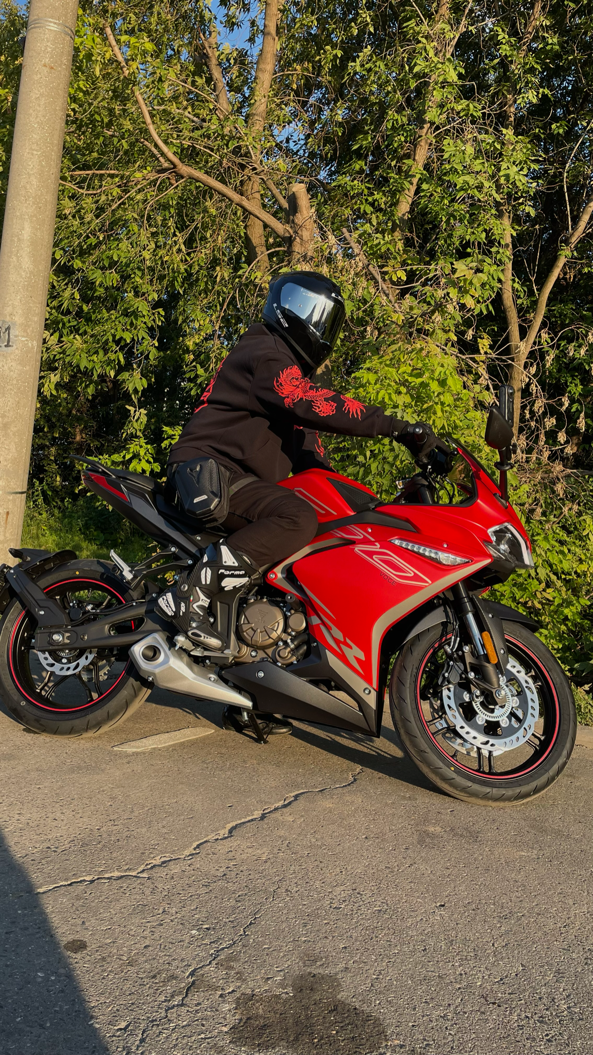 ✨🏍️ ПРО ВОПЛОЩЕНИЕ МЕЧТЫ🏍️✨
Банальное «если бы мне сказали год назад, что я куплю мотоцикл - я бы не поверила»😂 Но так оно и есть | Сетка — социальная сеть от hh.ru