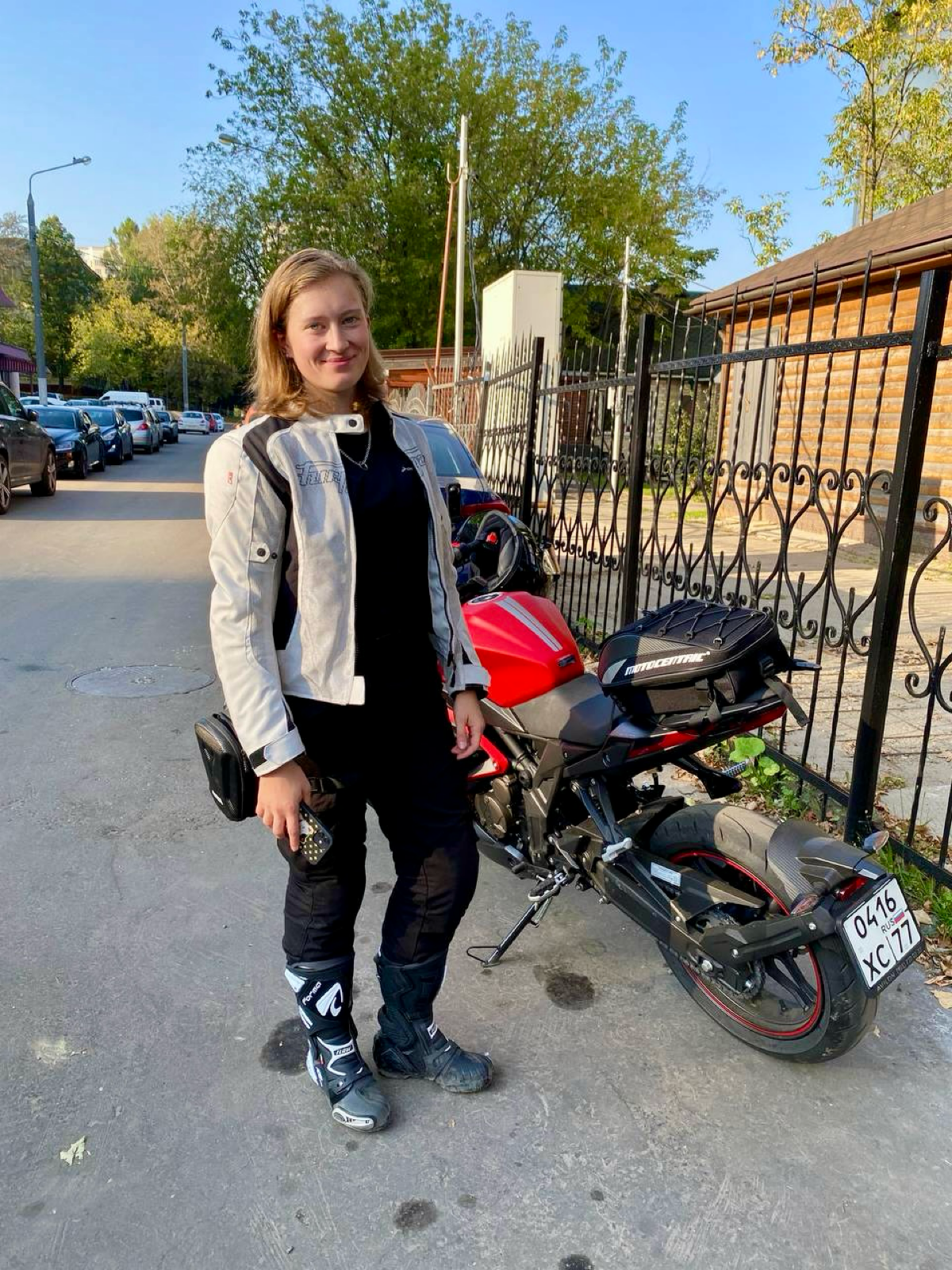 ✨🏍️ ПРО ВОПЛОЩЕНИЕ МЕЧТЫ🏍️✨
Банальное «если бы мне сказали год назад, что я куплю мотоцикл - я бы не поверила»😂 Но так оно и есть | Сетка — социальная сеть от hh.ru