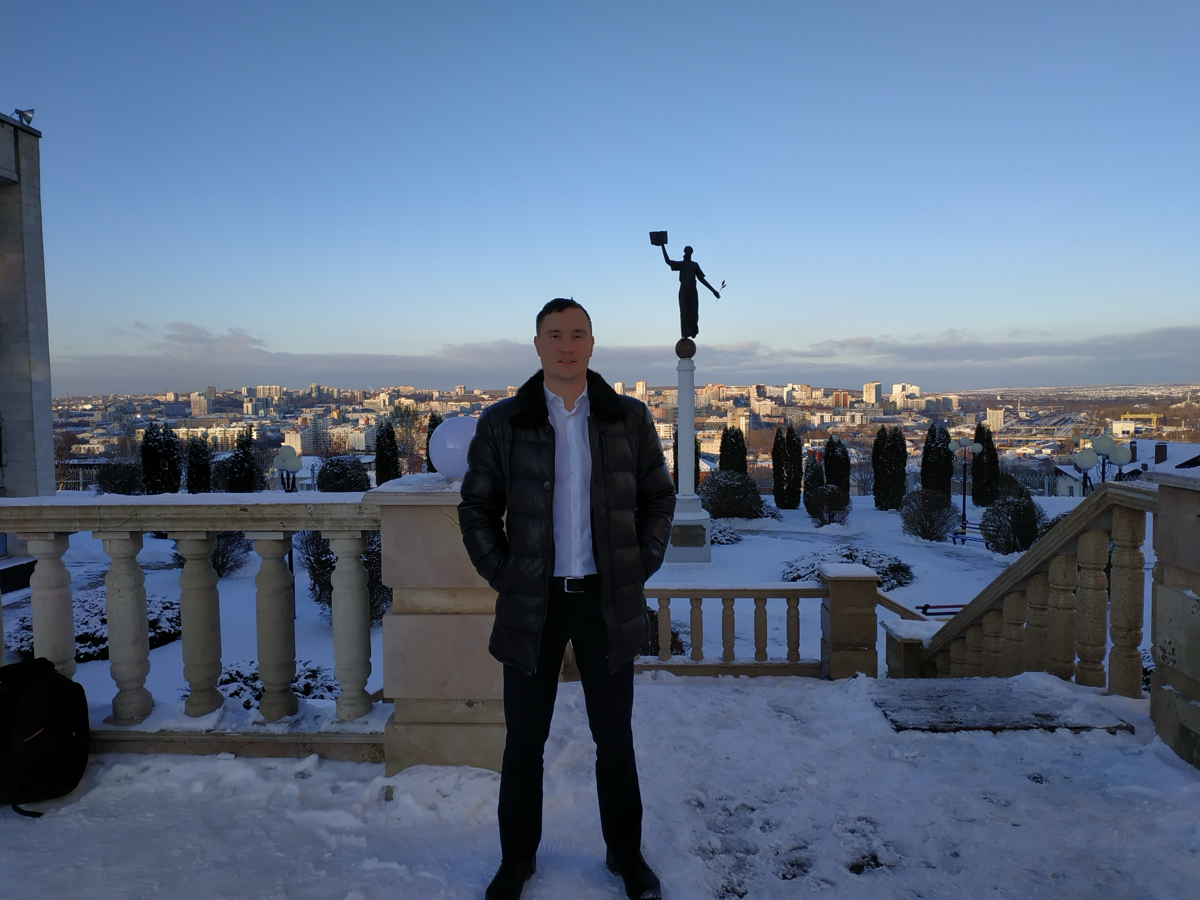 Алексей Юшков