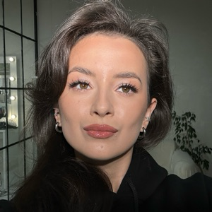 Амина Укубаева | Сетка — социальная сеть от hh.ru