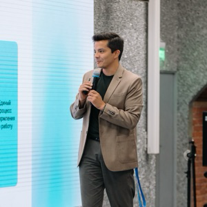 Довар Исаков | Сетка — социальная сеть от hh.ru