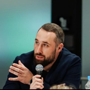 Артур Розенталь | Сетка — социальная сеть от hh.ru