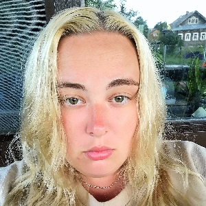 Наташа Громкая | Сетка — социальная сеть от hh.ru