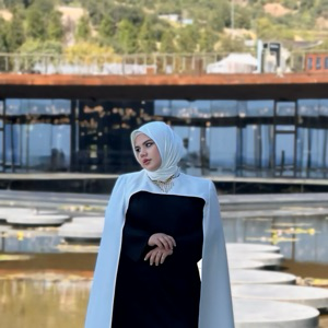 Мадина Бекирова | Сетка — социальная сеть от hh.ru