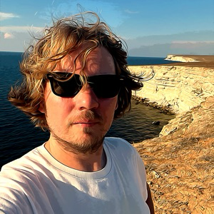 Александр Безруков