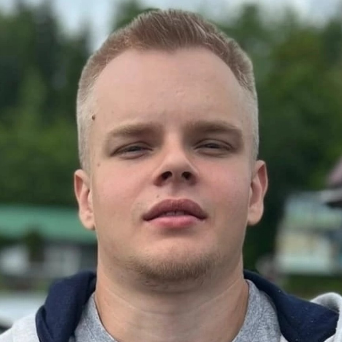 Петр Иванов