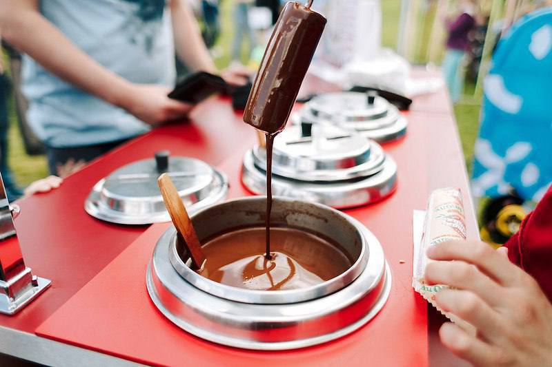 🍦В Москве проходит масштабный кулинарный фестиваль «Мороженое»
31 августа (сегодня) до 22:00
1 сентября с 12:00 до 19:00
Гостей ждут самые разные сорта мороженого, лимонадов, сладостей и уличной еды | Сетка — социальная сеть от hh.ru