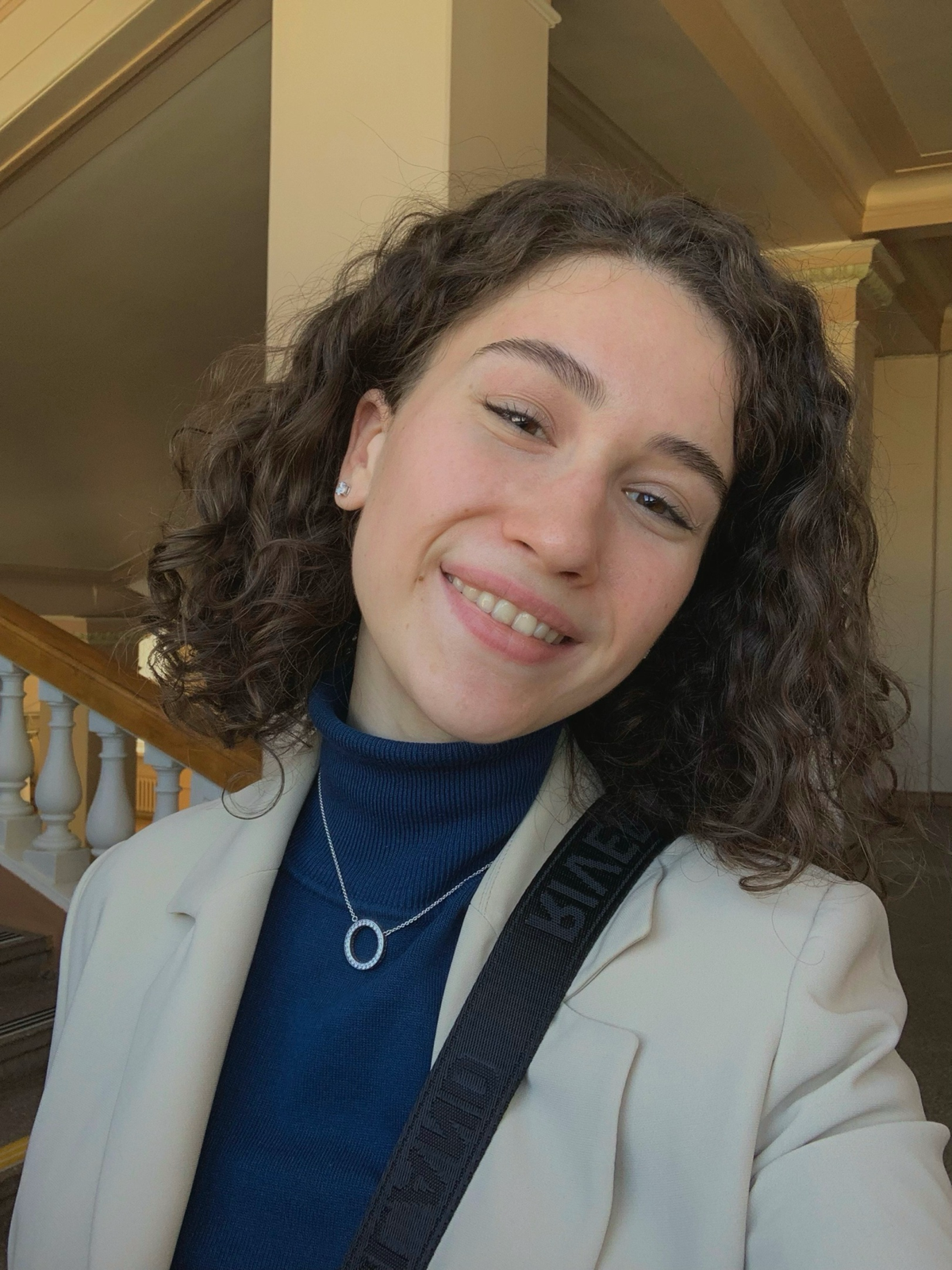 Юлия Гладышева | Сетка — социальная сеть от hh.ru