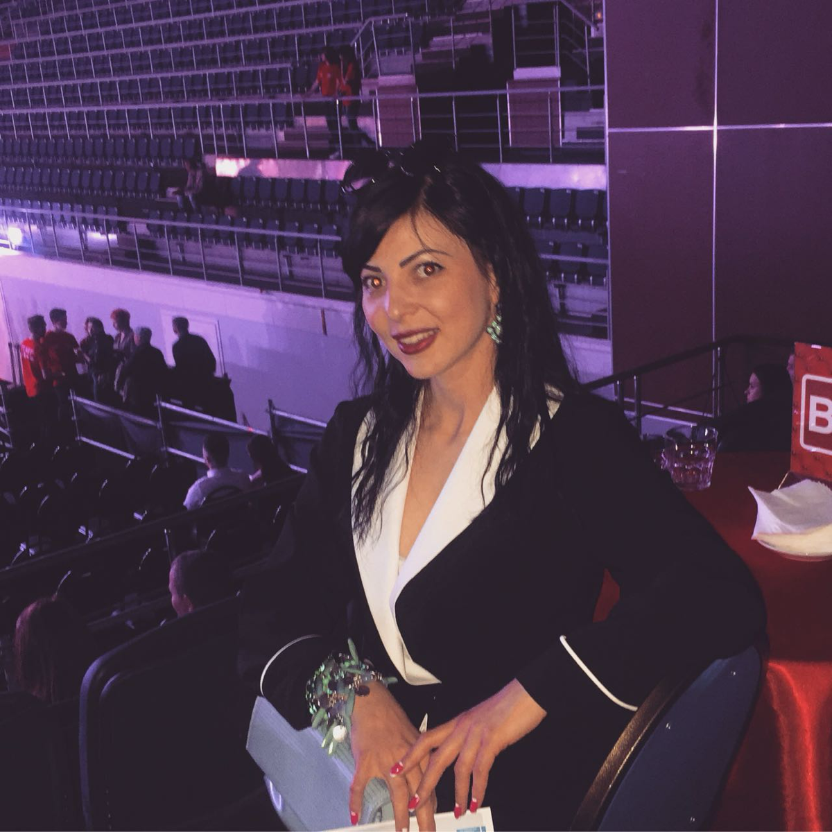 Алена Власова