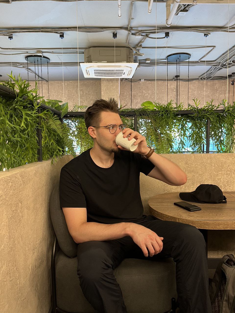 Я хочу извиниться перед своими читателями за то, что пропустил прошлую неделю. Со мной все в порядке, просто со мной случился приступ лени и новостной недостаточности. Теперь, когда мы разобрались.. | Сетка — социальная сеть от hh.ru