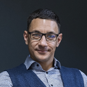 Андрей Батурин