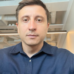 Максим Юхник