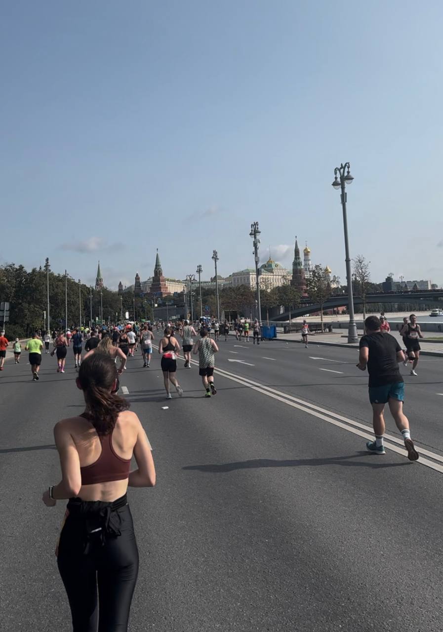 💚Главные итоги лета
Мчалась вчера утром на самокате на завтрак, и вдруг меня осенило: вот и первый день осени. Лето-то прошло | Сетка — социальная сеть от hh.ru