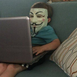 ИБ в схемах и мемах