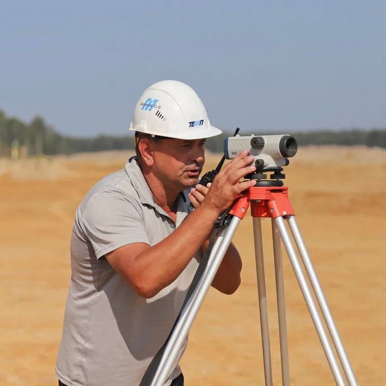 Андрей, производитель работ, рассказал о своей деятельности на объекте по строительству Смоленской АЭС-2:
«На объекте я занимаюсь планировкой дна выемки будьдозером в отметку, выборкой грунта из выемк... | Сетка — социальная сеть от hh.ru