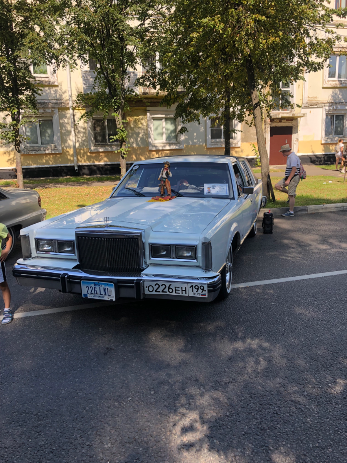 Выходные получилось отдохнуть, погуляли на дне города, с ребенком посмотрели технику, ретро автомобили | Сетка — социальная сеть от hh.ru