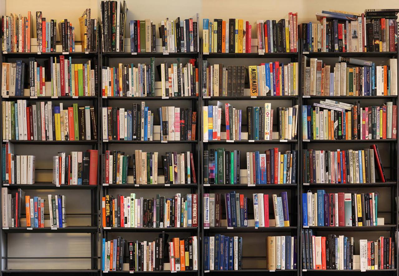 Вчера, я упоминал, что для подготовки вам потребуется несколько первоисточников для работы - свод знаний по проектному управлению PMBoK 7-th Edition, Практические руководства по Agile и группам процес... | Сетка — социальная сеть от hh.ru