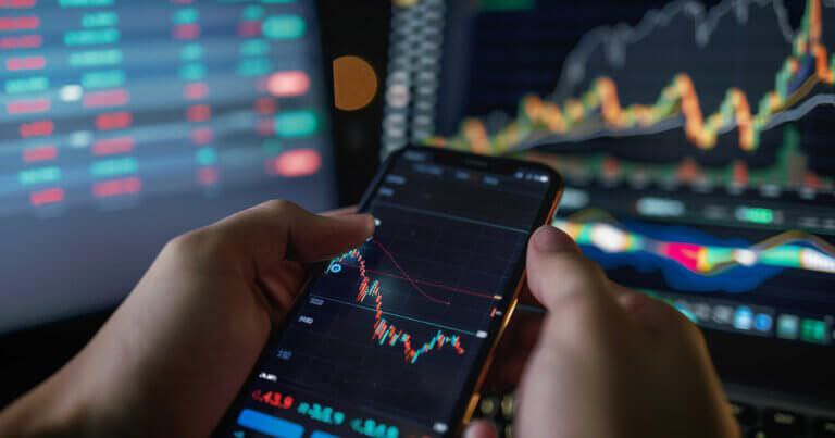 Объем торгов DEX упал на 9% до $179 млрд по сравнению с предыдущим месяцем | Сетка — социальная сеть от hh.ru