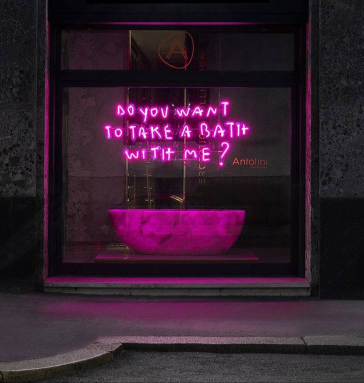 Вандализм или искусство
Искусство часто переходит все границы, и в данном случае на этой границе стоит Пьетро Терцини — стрит-арт художник | Сетка — социальная сеть от hh.ru