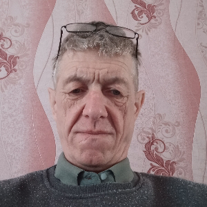 Александр Савельев