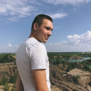 Сергей Ларченко