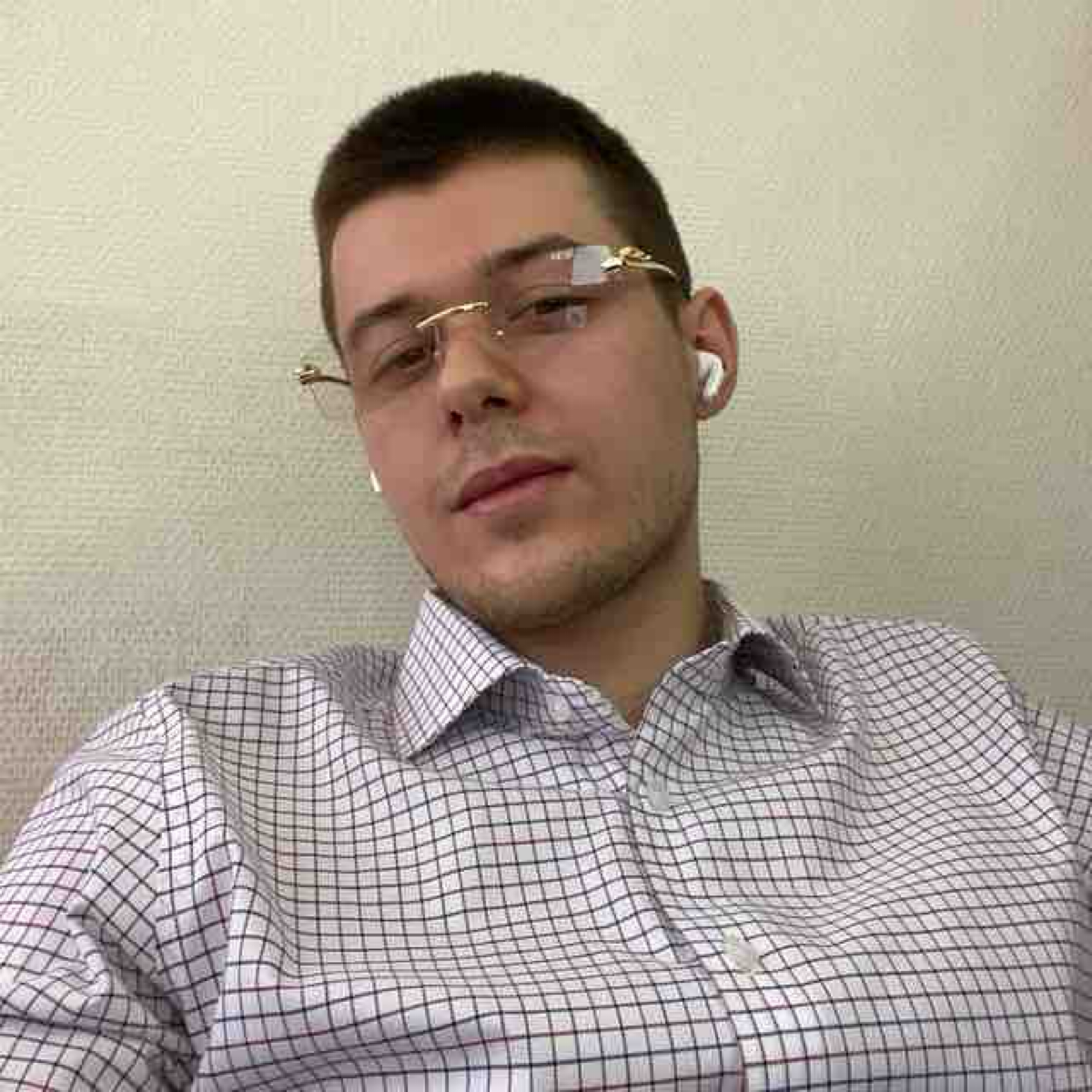 Артем Кирсанов | Сетка — социальная сеть от hh.ru