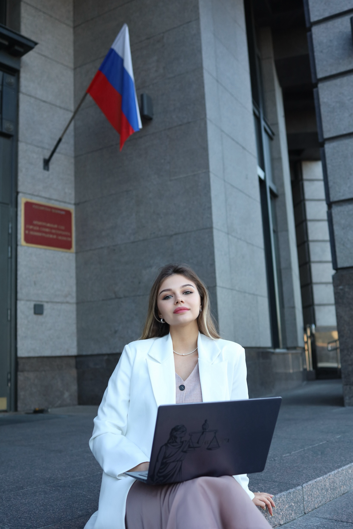 Помогу вам разобраться с торгами и госзакупками !
У меня свой юридический блог, где все рассказываю простым языком 🩵
#юрист #закупки #торги | Сетка — социальная сеть от hh.ru