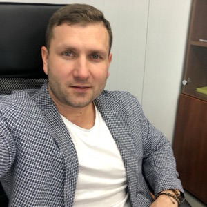 Рустам Каримов