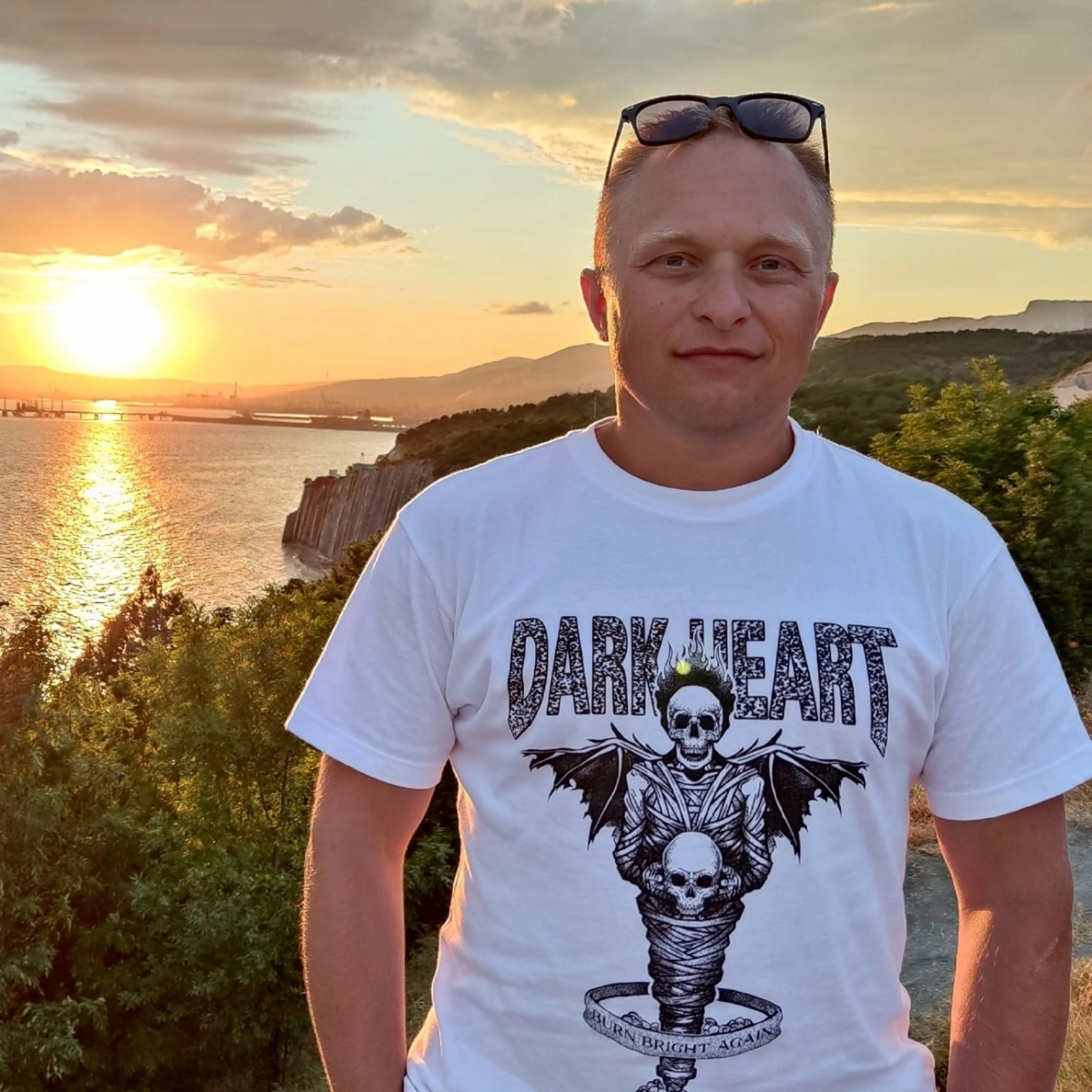 Андрей Волков