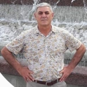 Ислам Абдурахманов