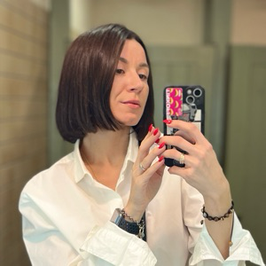 Юлия Попова