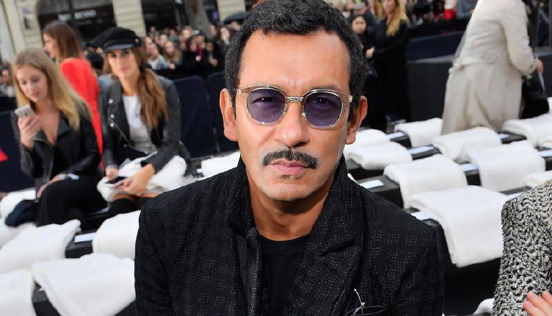 Хайдер Акерманн назначен новым креативным директором Tom Ford
Первую коллекцию для модного дома дизайнер представит в рамках Недели моды в Париже сезона осень-зима 2025 | Сетка — социальная сеть от hh.ru
