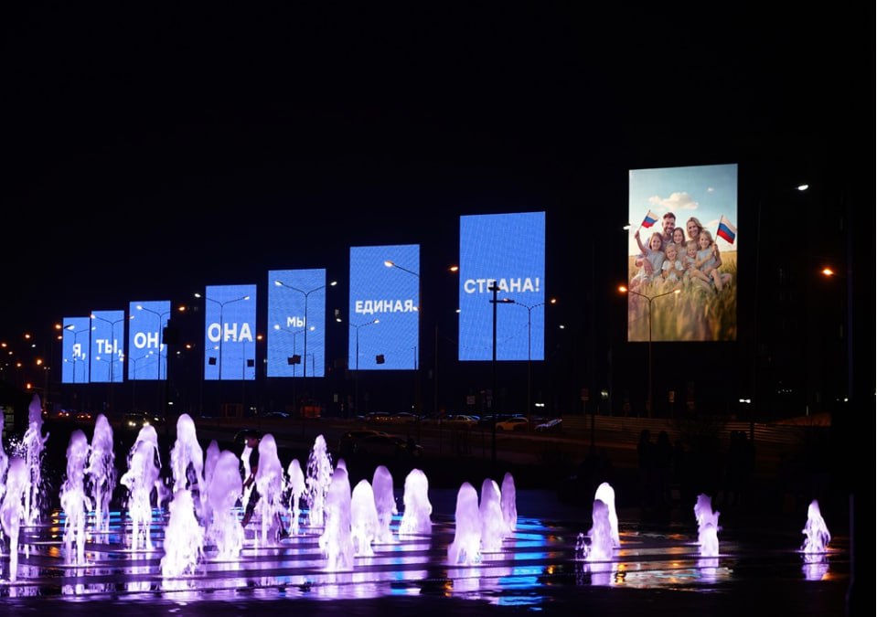 PrDOOH 2.0: What is the future of programmatic digital out of home? - линк
Думаю, для сегодняшнего традиционного прогрева идеально подойдет джинса с The Drum на тему трендов в pDOOH на ближайшие годы | Сетка — социальная сеть от hh.ru