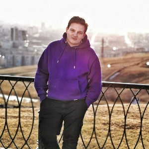 Михаил Медведев