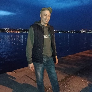 Тимур Алиев