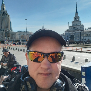 Сергей Хизов