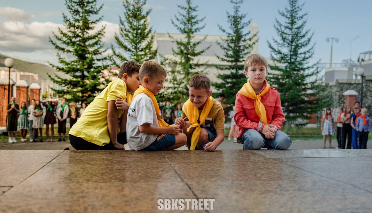 #Подлеморье, 4 сезон
➡️- больше фото по ссылке | Сетка — социальная сеть от hh.ru