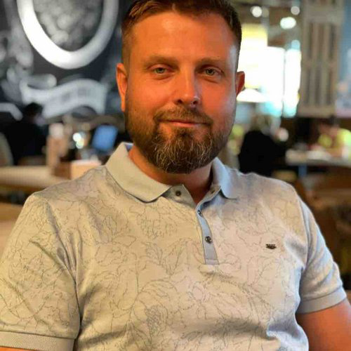 Александр Колесников