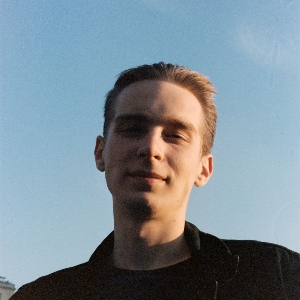 Павел Максимов