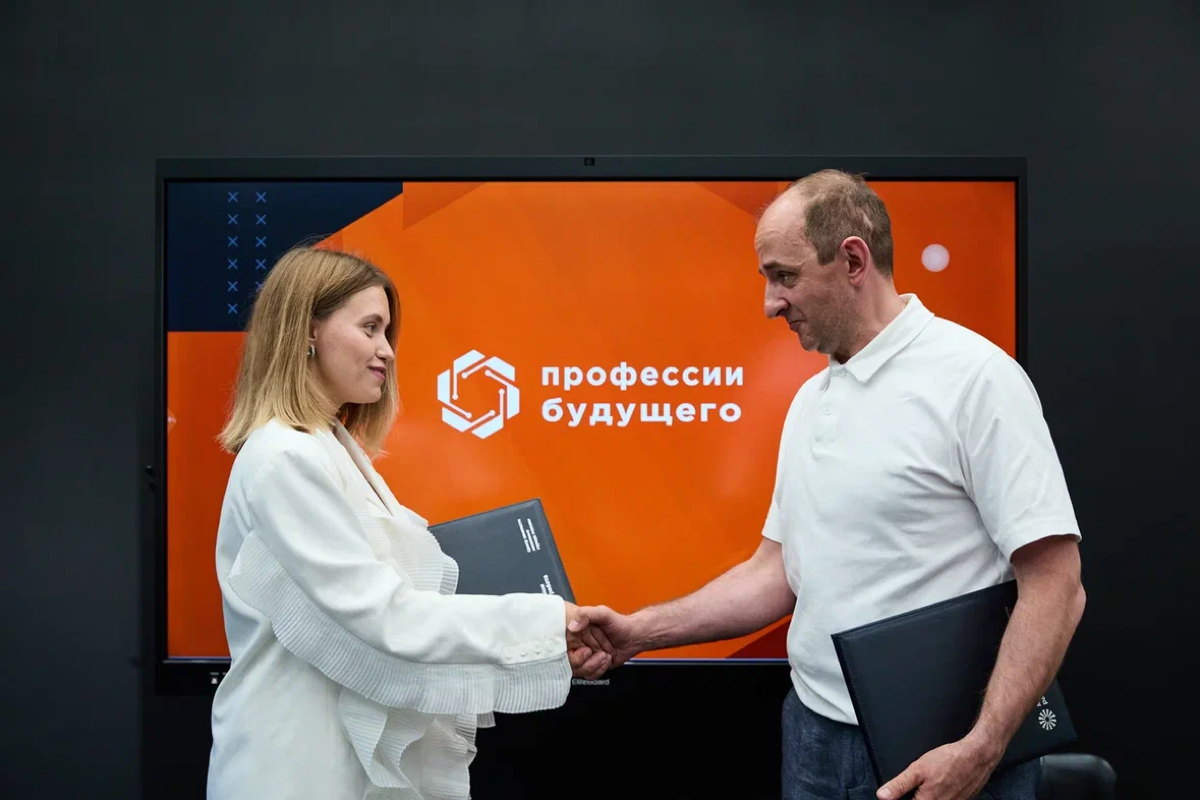 Недавно компания Hurma Group of Companies подписала партнерское соглашение с центром «Профессии будущего»❤️ Наша задача рассказать об изменившейся индустрии гостеприимства и влюбить в неё!
Работать в ... | Сетка — социальная сеть от hh.ru