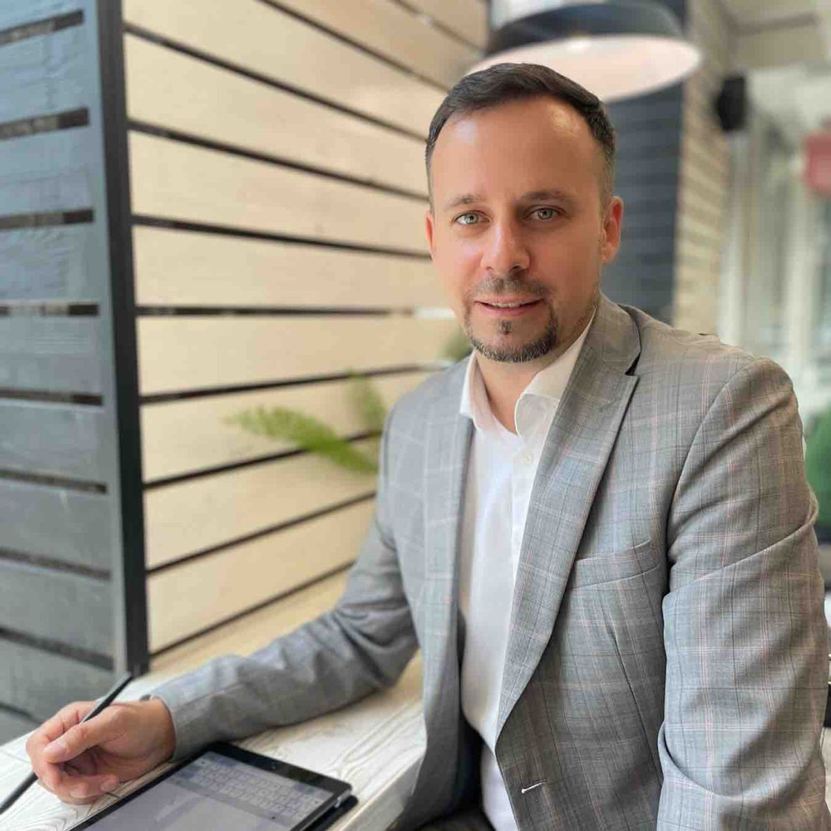 Network member avatar